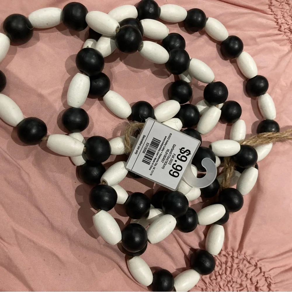 Black & white wood garland 72in. NWT Christmas